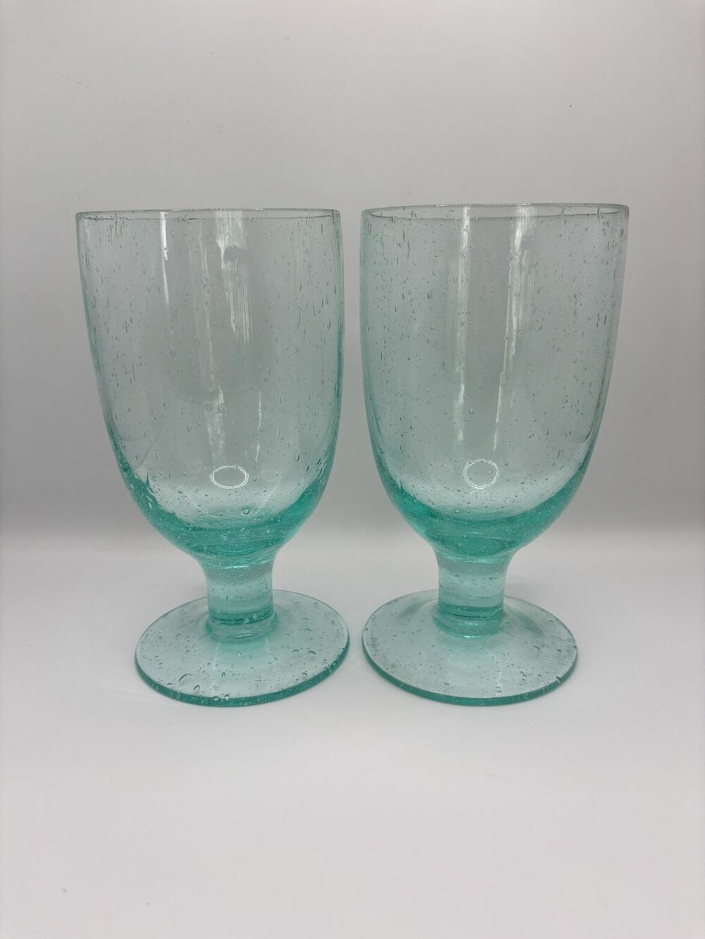 Hand Blown Aqua Seeded Bubble Glass Water Goblets 7" Set of 2 “Glows under UV”